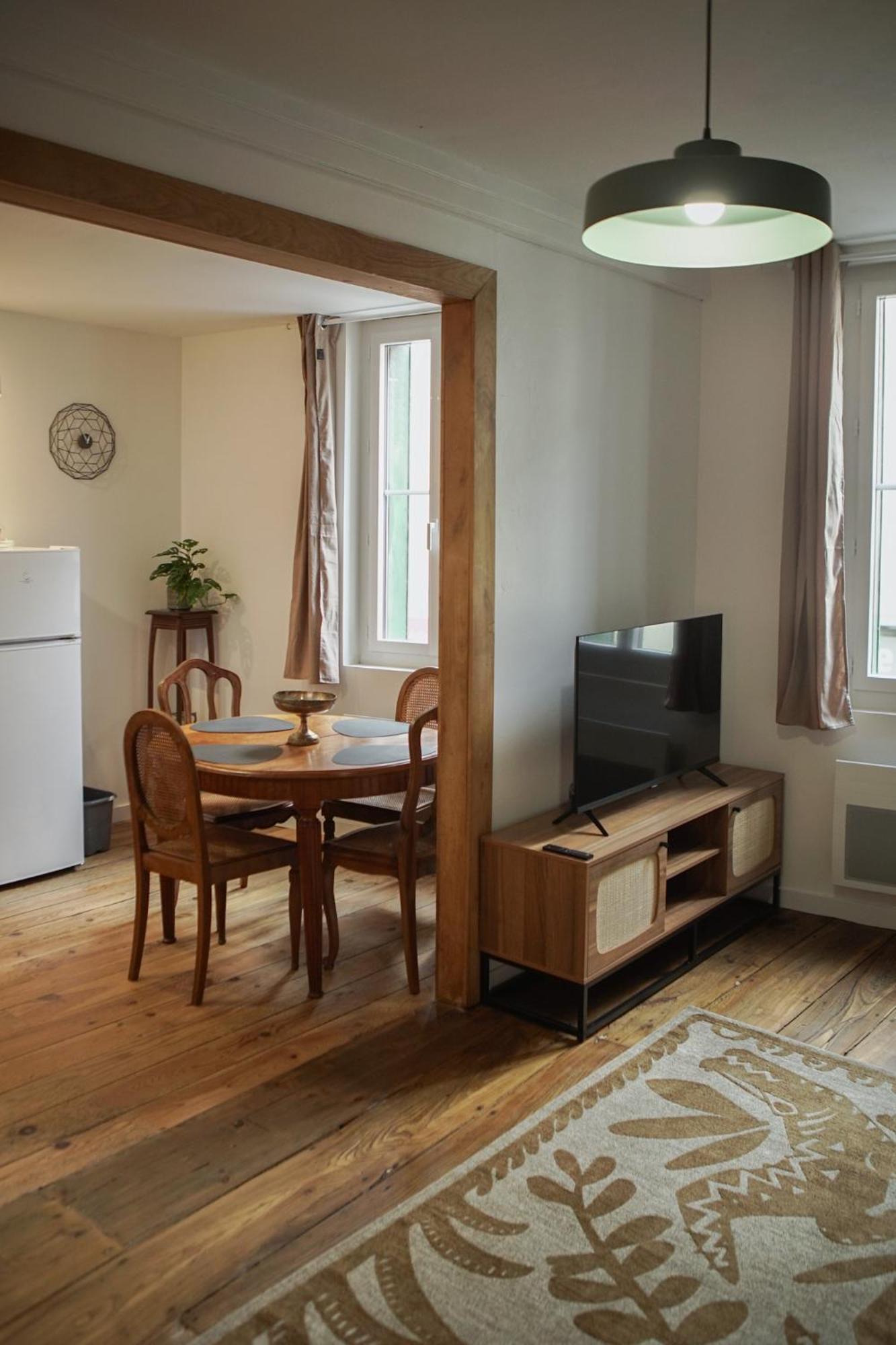 Le Montarrouye Appartement Pour 2 A 6 Personnes Bagnères-de-Bigorre Exterior foto